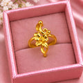 Elegant Golden Floral Ring for Women